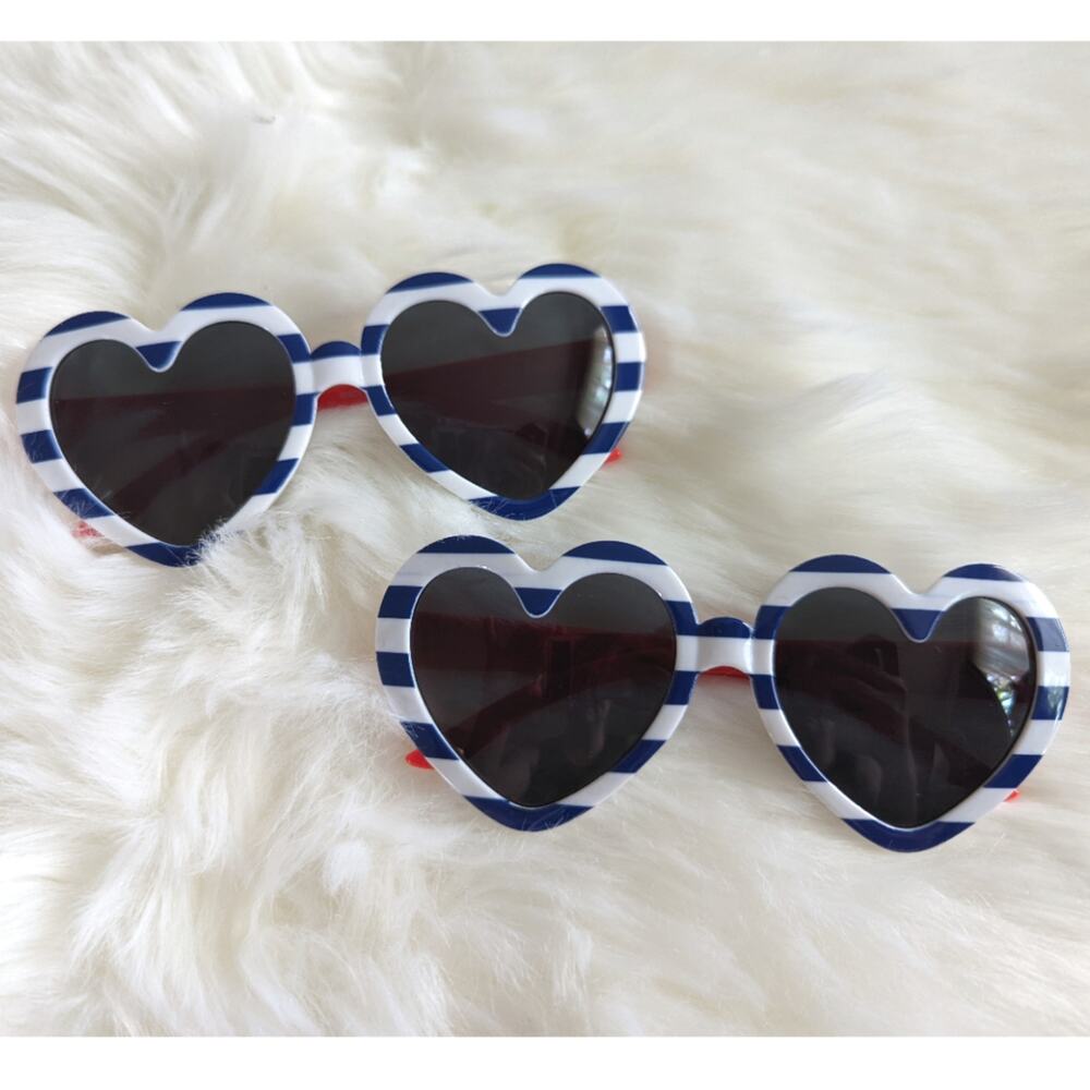Girls 4th of July Red White and Blue USA Heart Sunglasses  twins